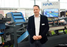 Of course Havatec is again at the IFTF. Together with Hans van der Poel, they had a large stand where several machines were displayed. On the photo Havatec's commercial director, Mark Fikkers, with his Havatec De-Bulber.